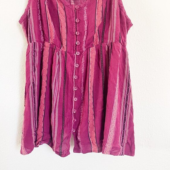 Torrid Babydoll Crepe smocked back textured v-neck striped Tank top size large - Picture 5 of 13